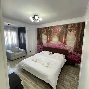  Daire Center Arnavutluk