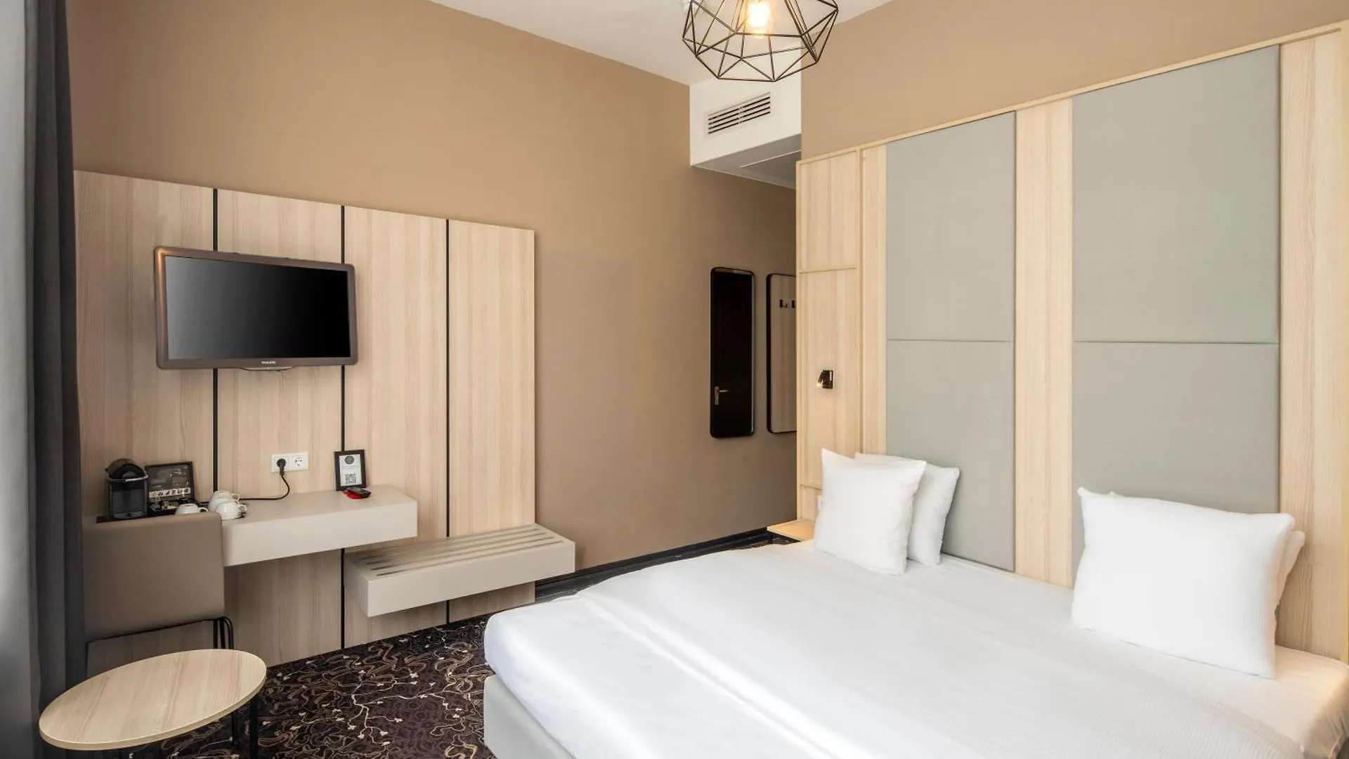 The Alfred Hotel Amsterdam 3*,  Netherlands